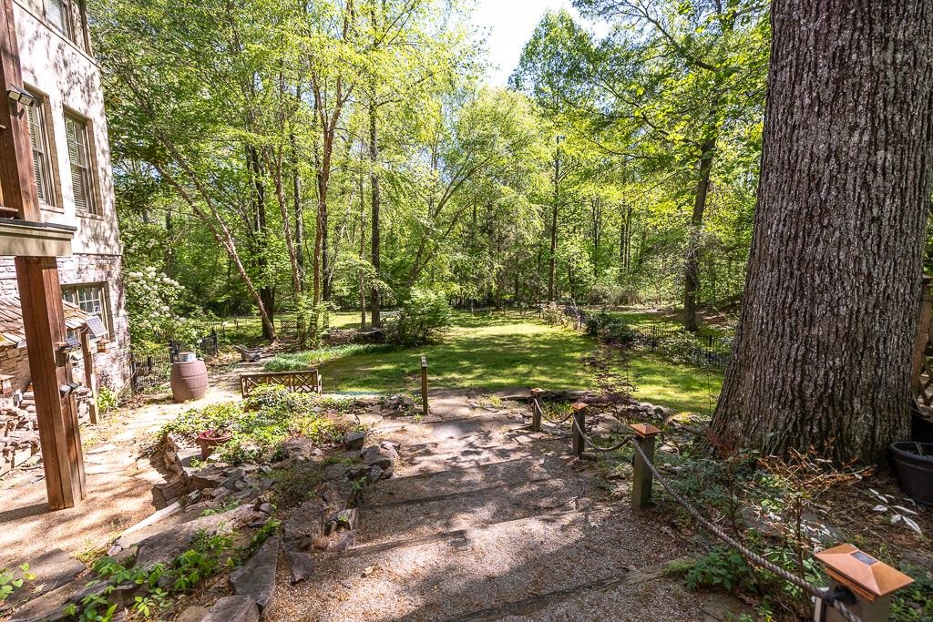 9382 Riveredge Drive Memphis, TN 38018 - Photo 3 of 40