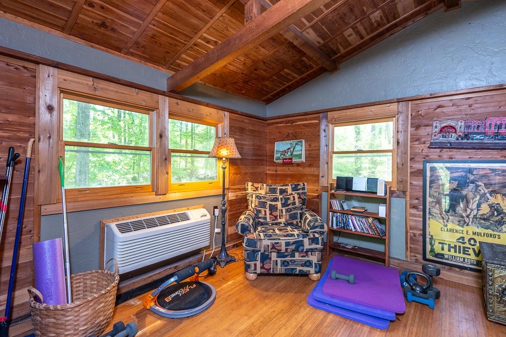 9382 Riveredge Drive Memphis, TN 38018 - Photo 33 of 40 Tea House Sauna can also make a great spot to be alone.