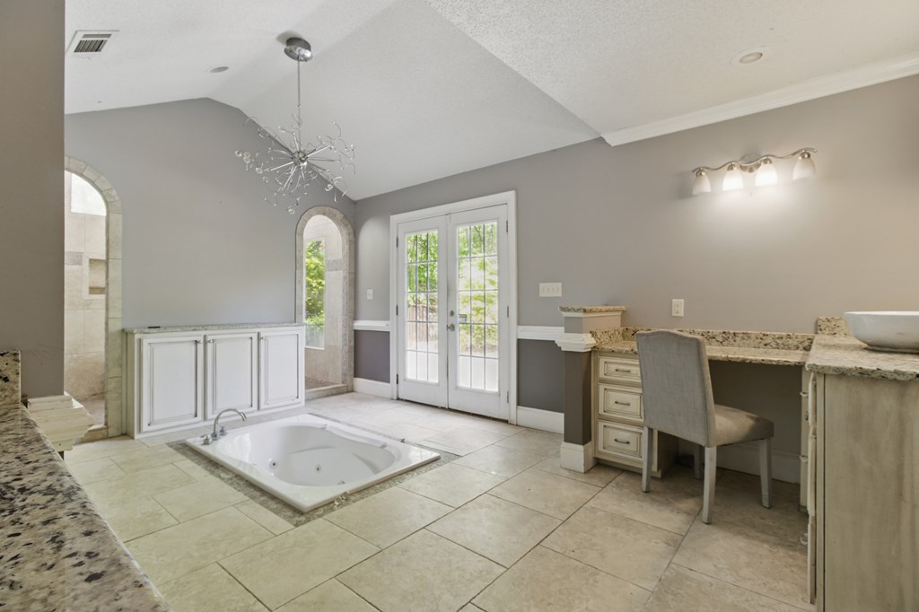 15635 Us Highway Hamilton, GA 31811 - Photo 18 of 66 Master Bath with vaulted ceilings & 2 vanities