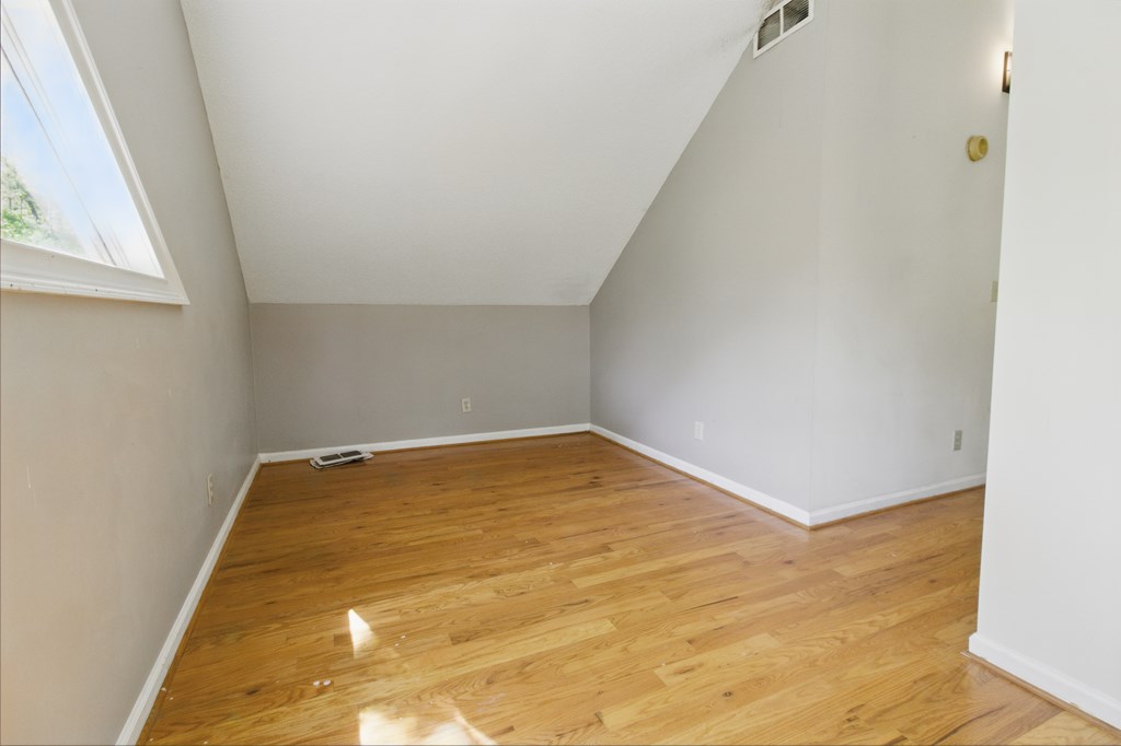 15635 Us Highway Hamilton, GA 31811 - Photo 25 of 66 Upstairs Loft Area