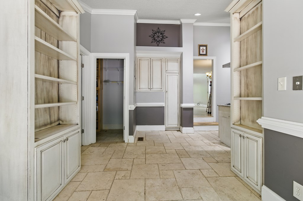 15635 Us Highway Hamilton, GA 31811 - Photo 42 of 66 Built-in Cabinets and Display Shelves