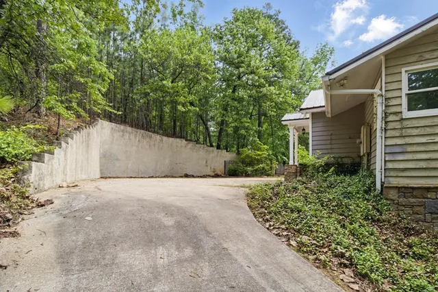 $250,000 | 15635 Us Highway, Hamilton, GA 31811