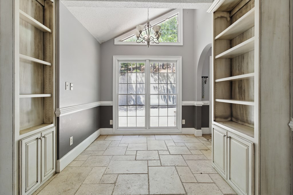 15635 Us Highway Hamilton, GA 31811 - Photo 6 of 66 Breakfast Area, Built-in Shelves
