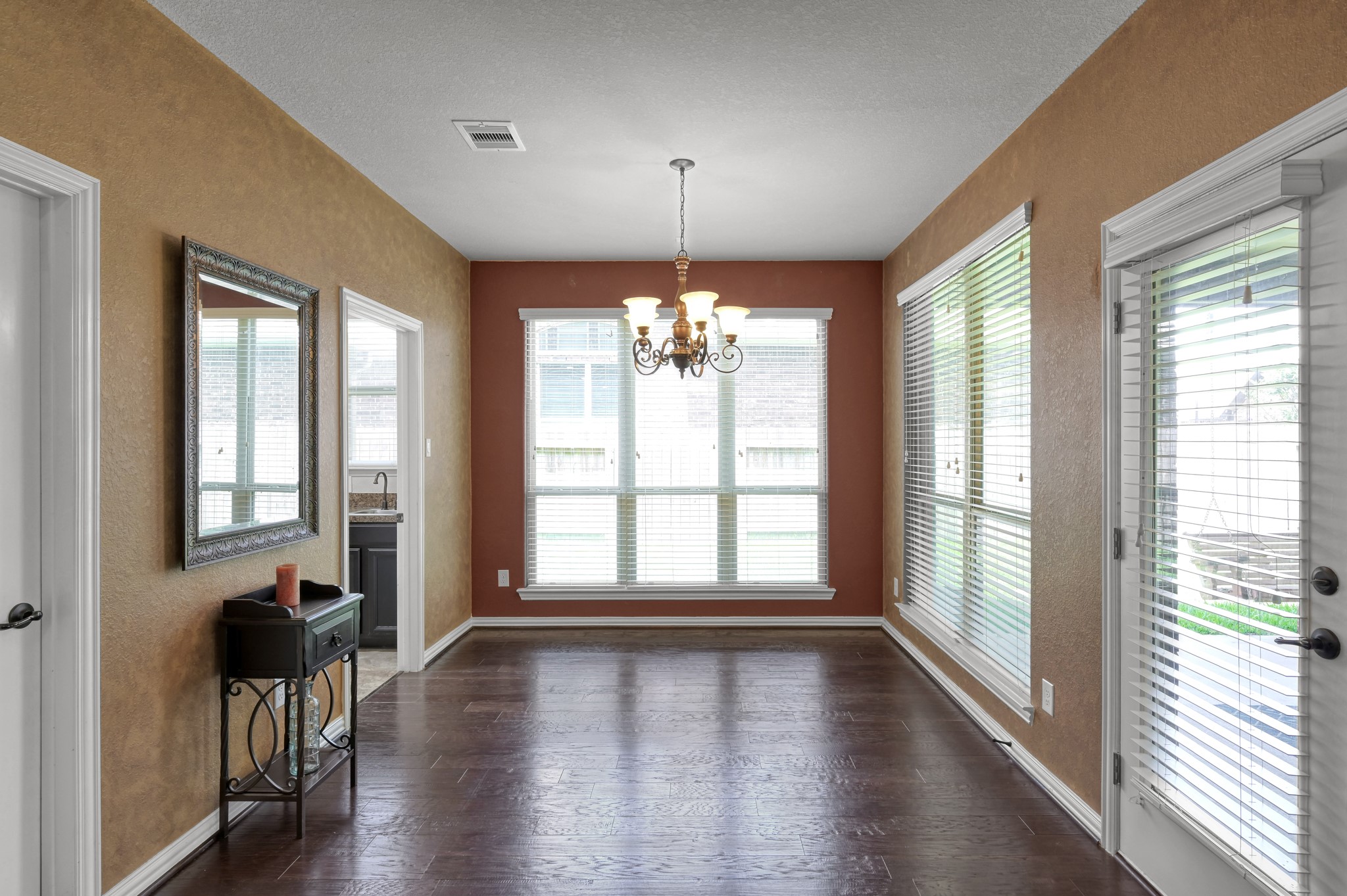 2033 Brodie Lane Conroe, TX 77301 - Photo 20 of 42