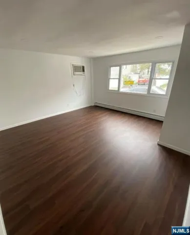 $2,700 | 20 Borig Place, Unit 1, Lodi, NJ 07644