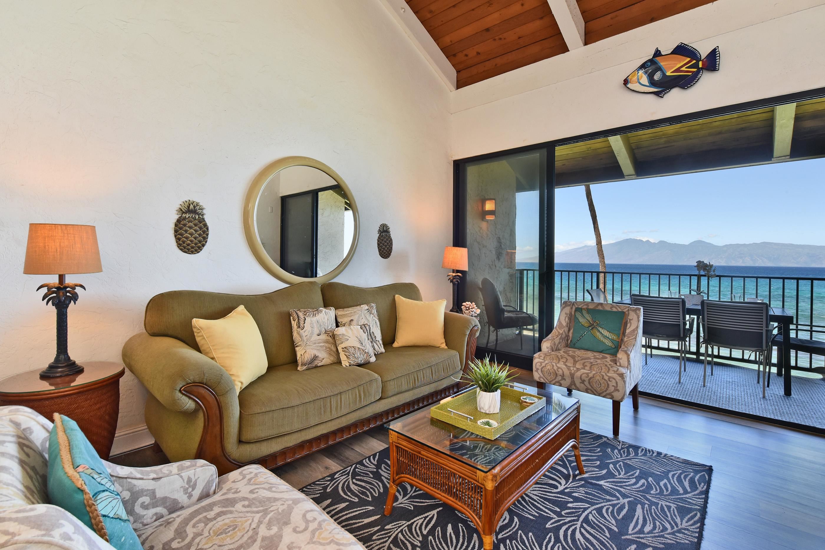 3543 Lower Honoapiilani Road, Unit F407 Lahaina, HI 96761 - Photo 8 of 30 Gallery Image 8