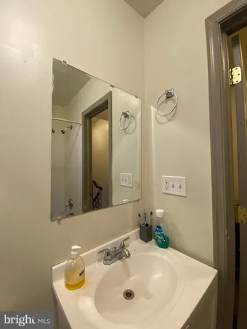 $2,750 | 2037 North Carlisle Street, Philadelphia, PA 19121