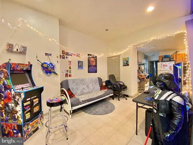 $2,750 | 2037 North Carlisle Street, Philadelphia, PA 19121