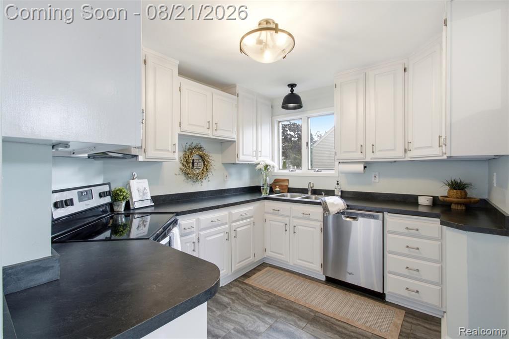 1383 Princeton Road Berkley, MI 48072 - Photo 8 of 24 Gallery Image 8
