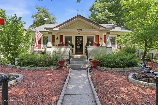$720,000 | 813 East St Maries Avenue, Coeur D'Alene, ID 83814