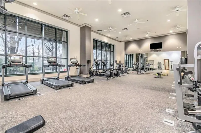 $1,990 | 3040 Peachtree Road Northwest, Unit 301, Atlanta, GA 30305