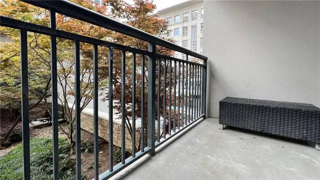 $1,990 | 3040 Peachtree Road Northwest, Unit 301, Atlanta, GA 30305