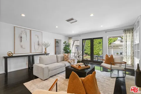 $1,595,000 | 4460 Stansbury Avenue, Sherman Oaks, CA 91423