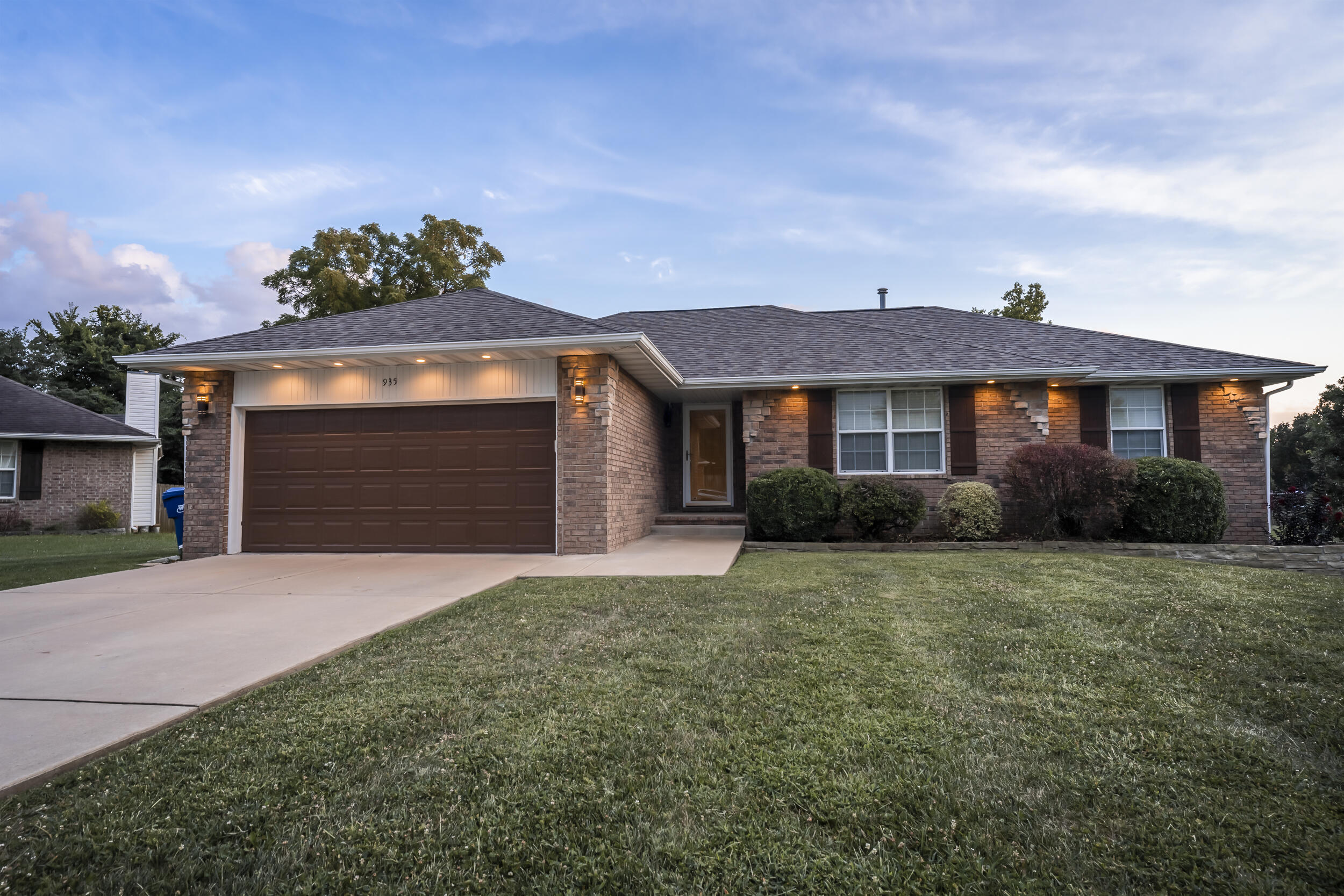 935 South Duke Court Springfield, MO 65802 - Photo 1 of 1 DSC03521-HDR