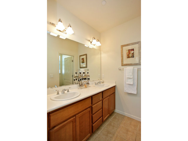 488 Tea Tree Terrace Sunnyvale, CA 94086 - Photo 13 of 20 Gallery Image 13