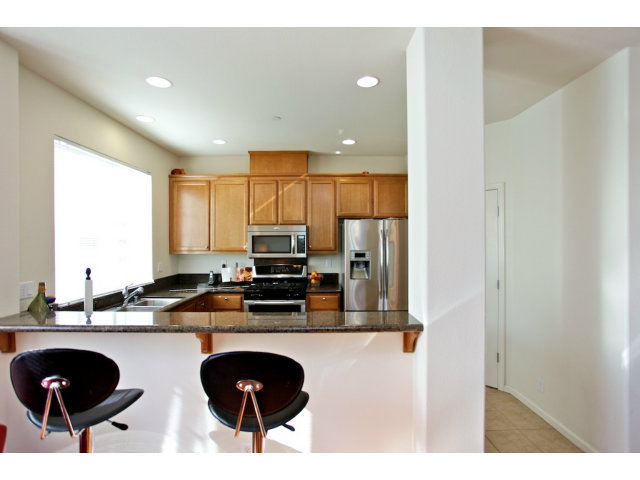 488 Tea Tree Terrace Sunnyvale, CA 94086 - Photo 9 of 20 Gallery Image 9