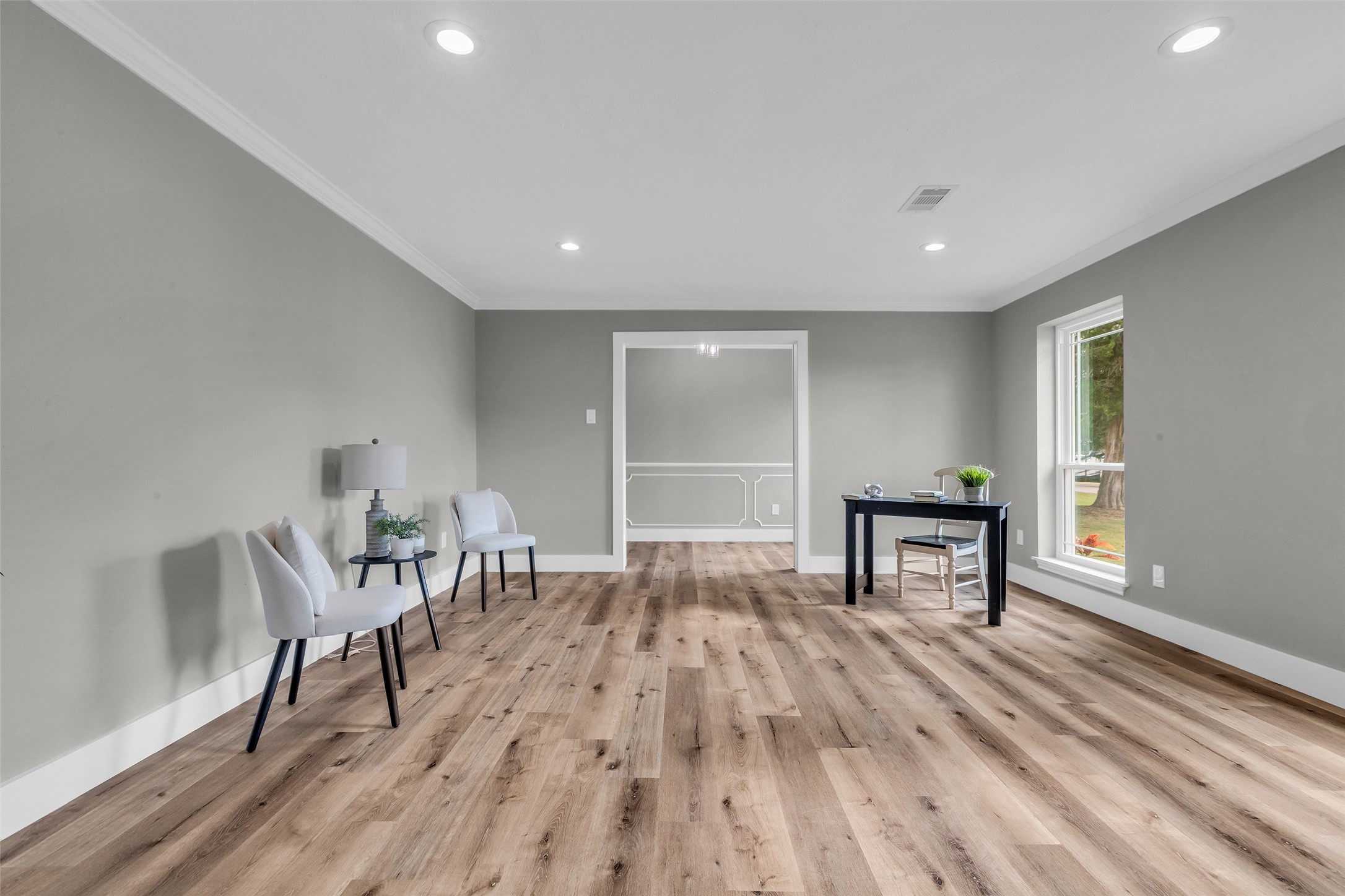 3518 Shore Shadows Drive Crosby, TX 77532 - Photo 16 of 42 a workspace with furniture window and wooden floor