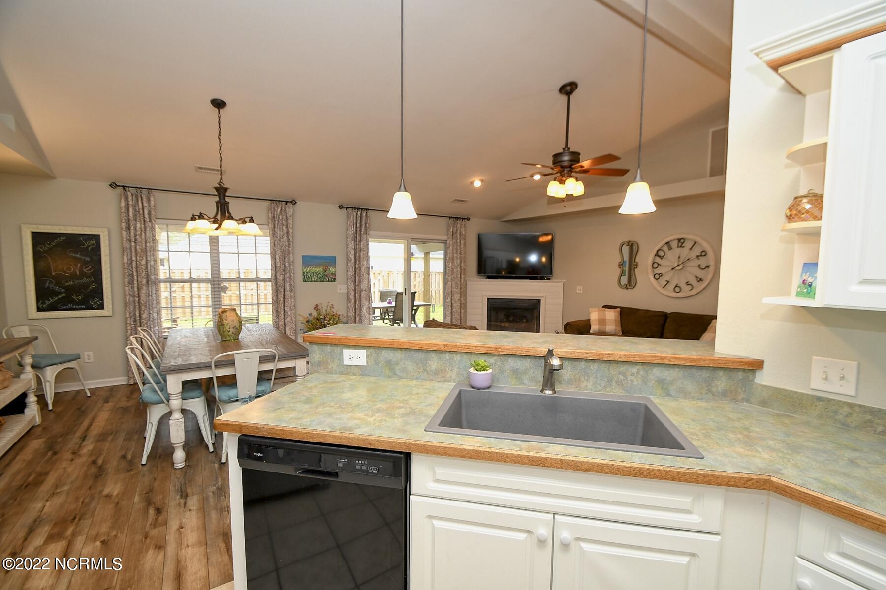 585 Boundary Loop Road Northwest Calabash, NC 28467 - Photo 8 of 38 585 BL _017