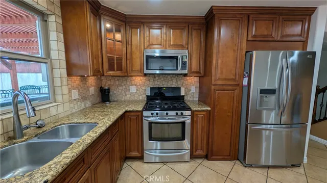 $989,900 | 19044 Grayland Avenue, Artesia, CA 90701