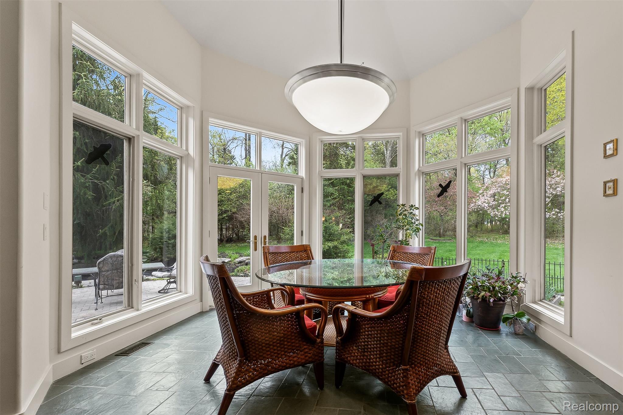 1800 Tiverton Road Bloomfield Hills, MI 48304 - Photo 17 of 56 23-Tiverton-46.jpg