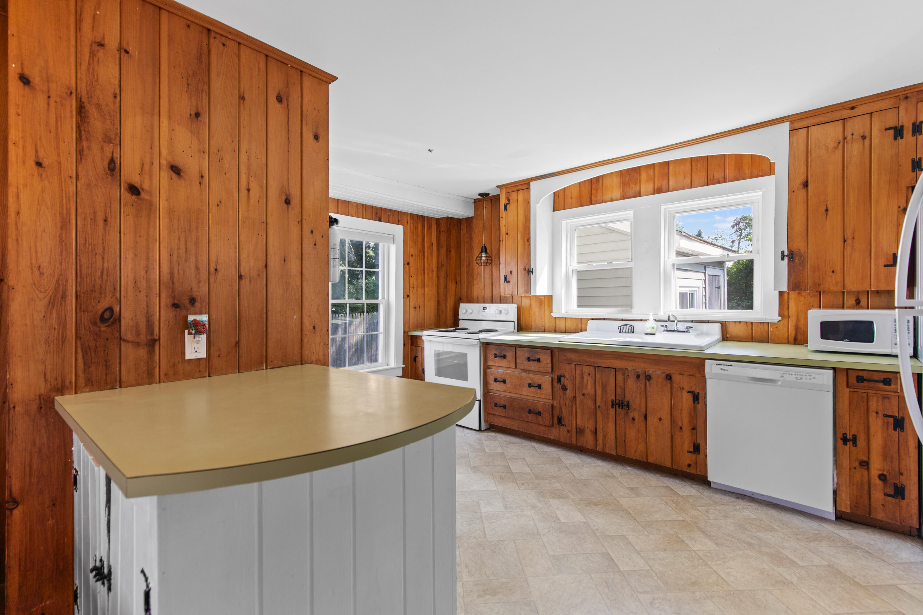 10 Ave 3 Scarborough, ME 04074 - Photo 15 of 40 10 3rd Avenue Scarborough_007