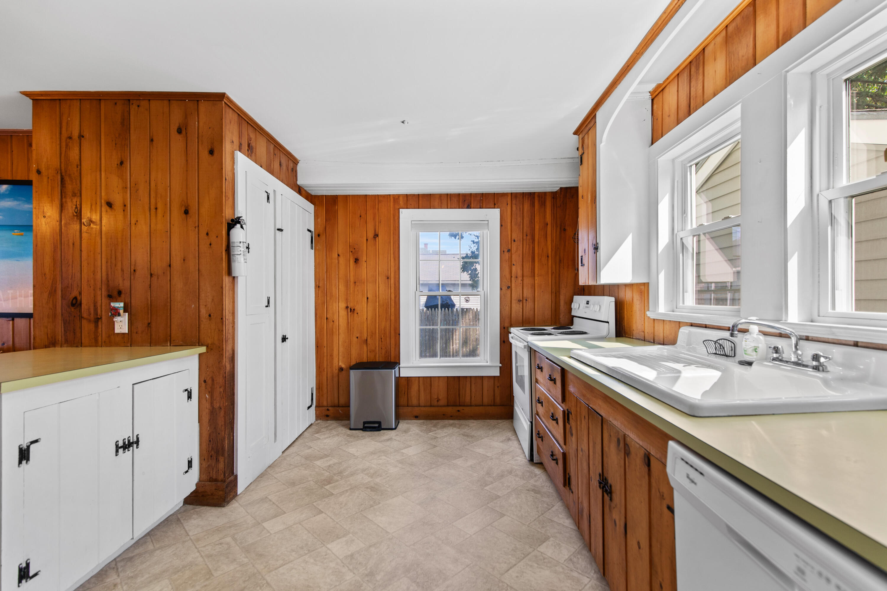 10 Ave 3 Scarborough, ME 04074 - Photo 17 of 40 10 3rd Avenue Scarborough_009