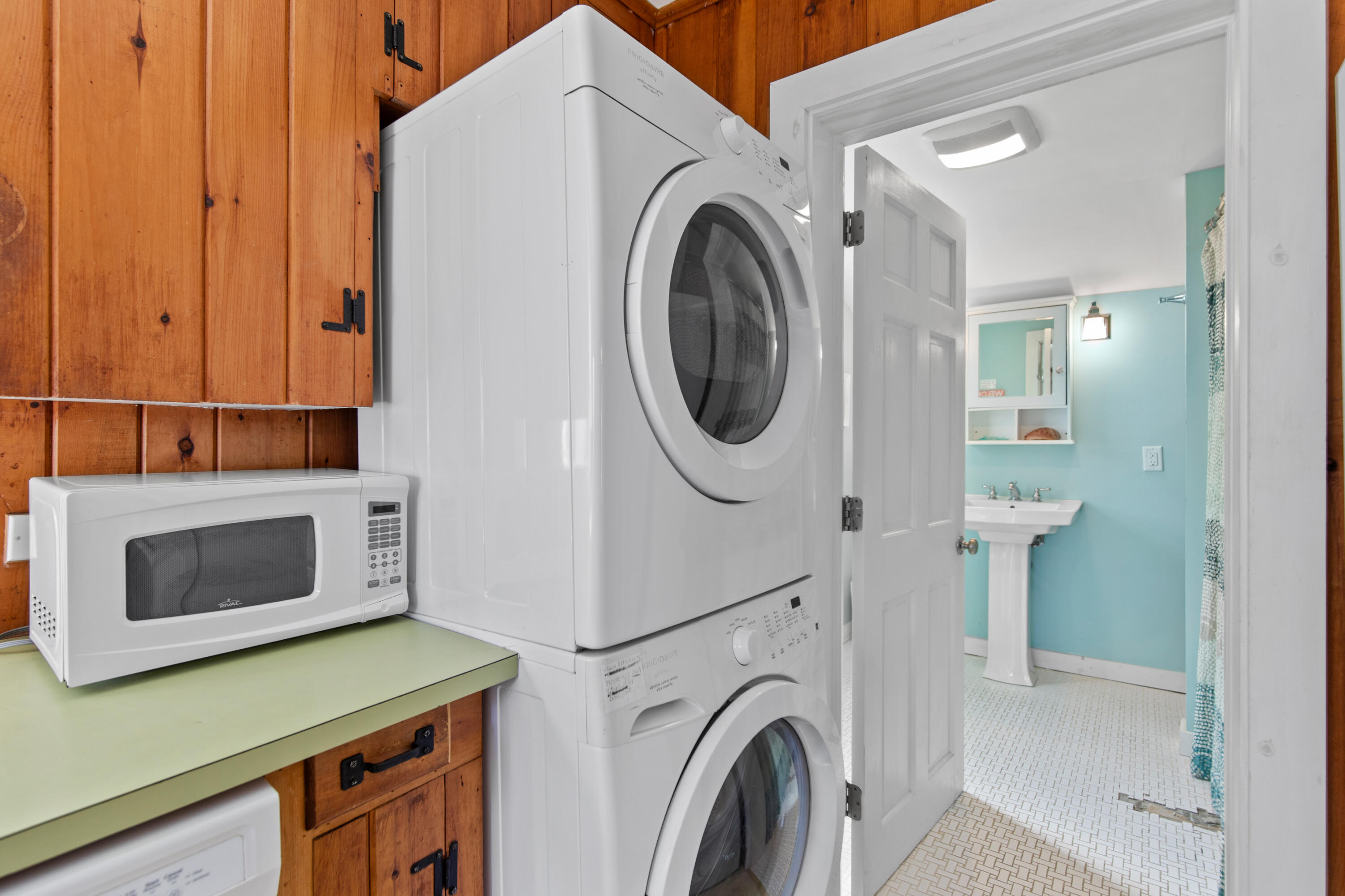 10 Ave 3 Scarborough, ME 04074 - Photo 19 of 40 10 3rd Avenue Scarborough_011