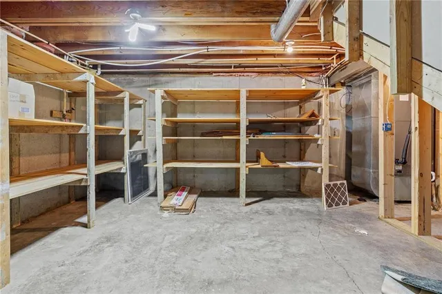 $599,900 | 8747 Southpoint Drive, Richmond, MO 64085