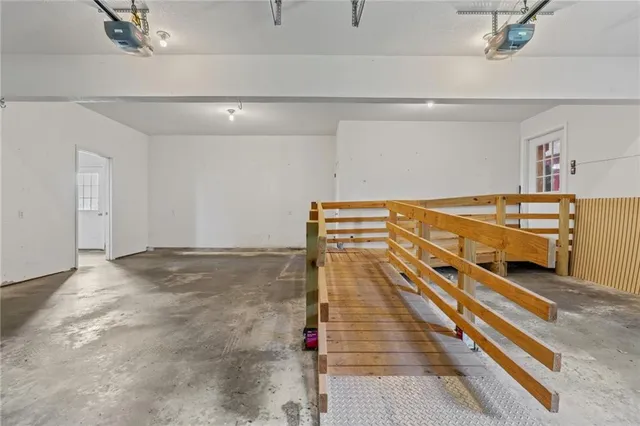 $599,900 | 8747 Southpoint Drive, Richmond, MO 64085