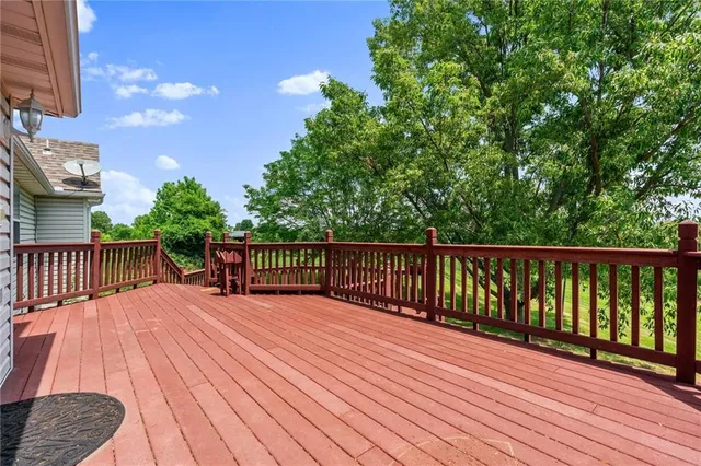 $599,900 | 8747 Southpoint Drive, Richmond, MO 64085