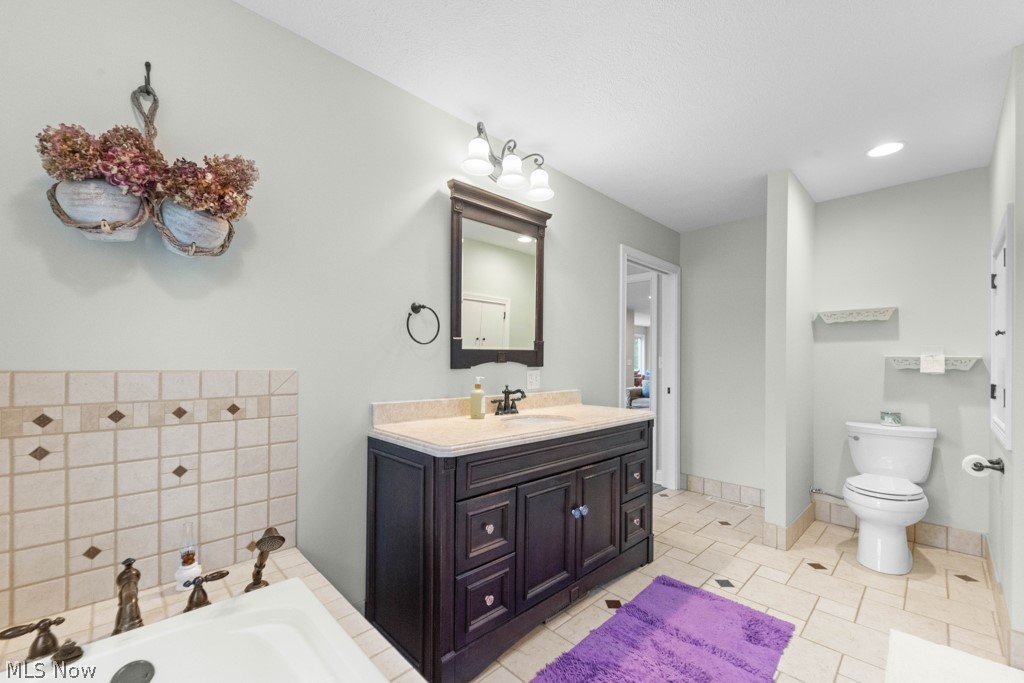 14002 Diagonal Road Lagrange, OH 44050 - Photo 27 of 50