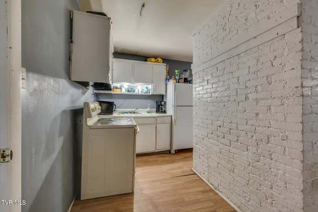 $324,900 | 948 Anderson Street, Bristol, TN 37620