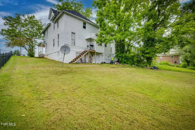 $324,900 | 948 Anderson Street, Bristol, TN 37620