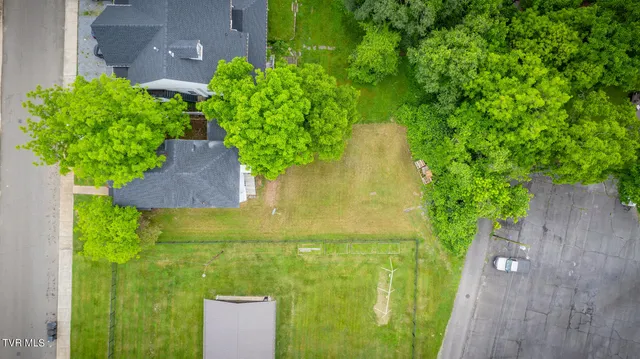 $324,900 | 948 Anderson Street, Bristol, TN 37620