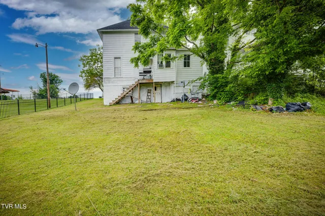 $324,900 | 948 Anderson Street, Bristol, TN 37620