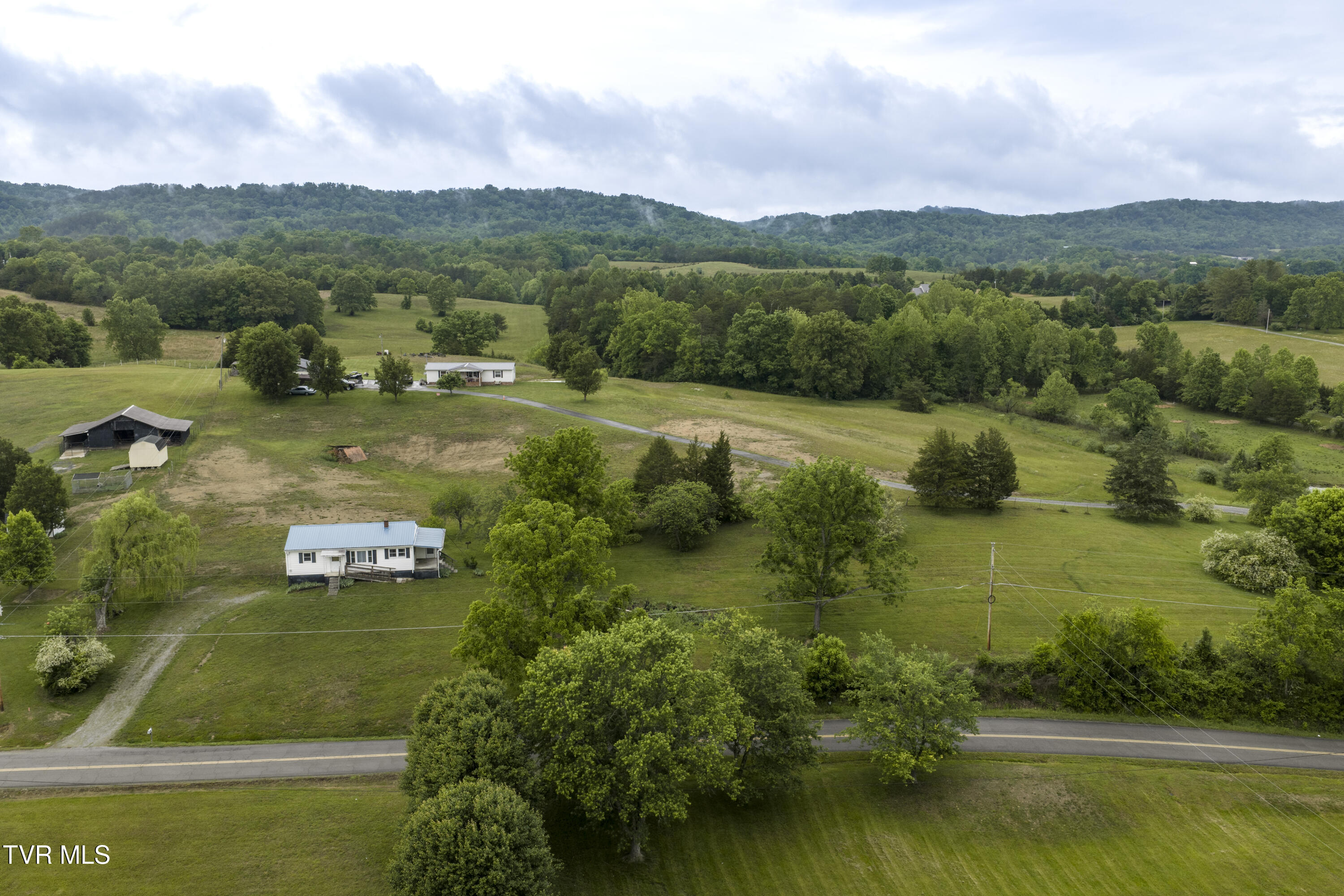 1313 Oasis Road Bulls Gap, TN 37711 - Photo 2 of 46 Oasis-Aerials-8