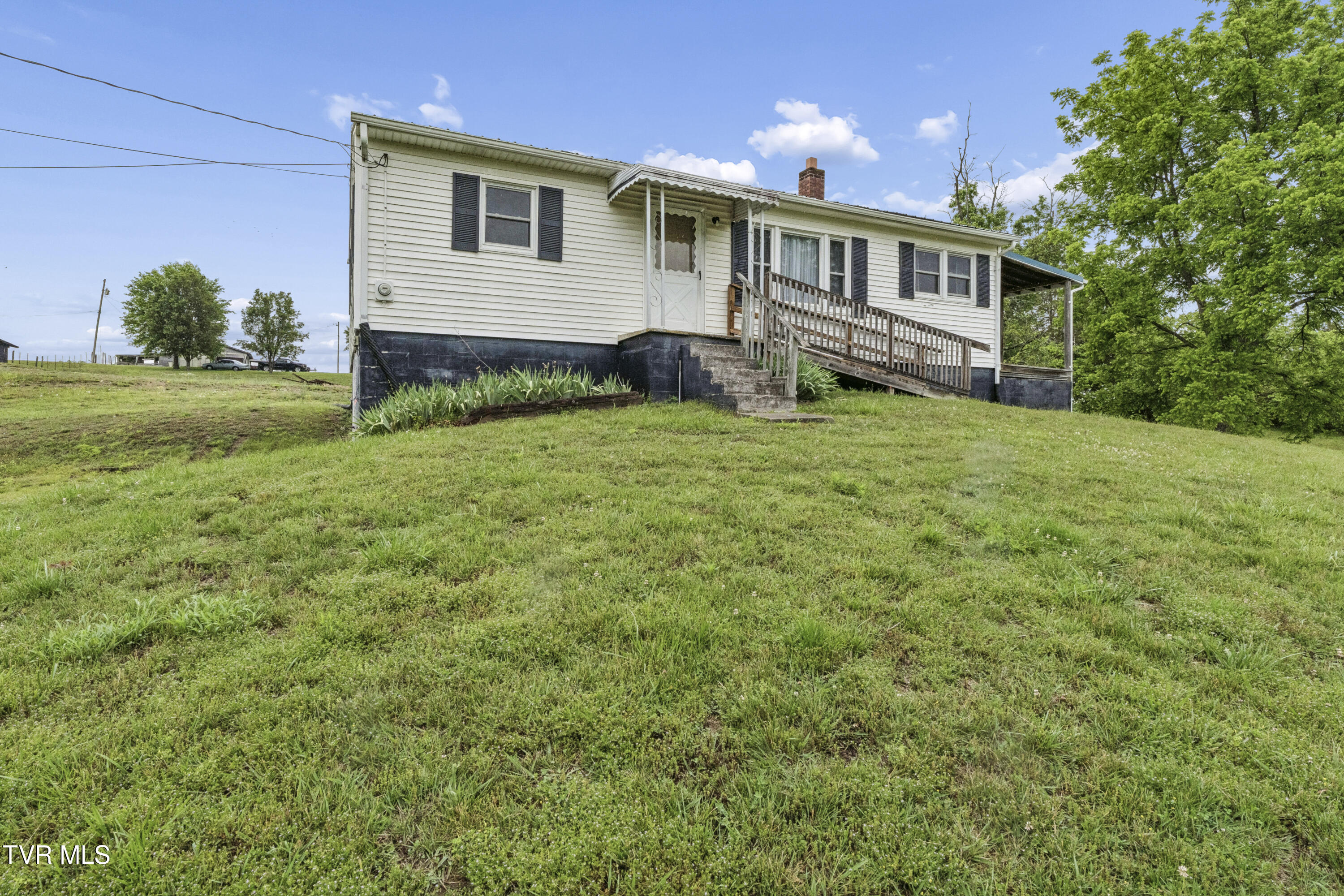 1313 Oasis Road Bulls Gap, TN 37711 - Photo 33 of 46 Oasis--35