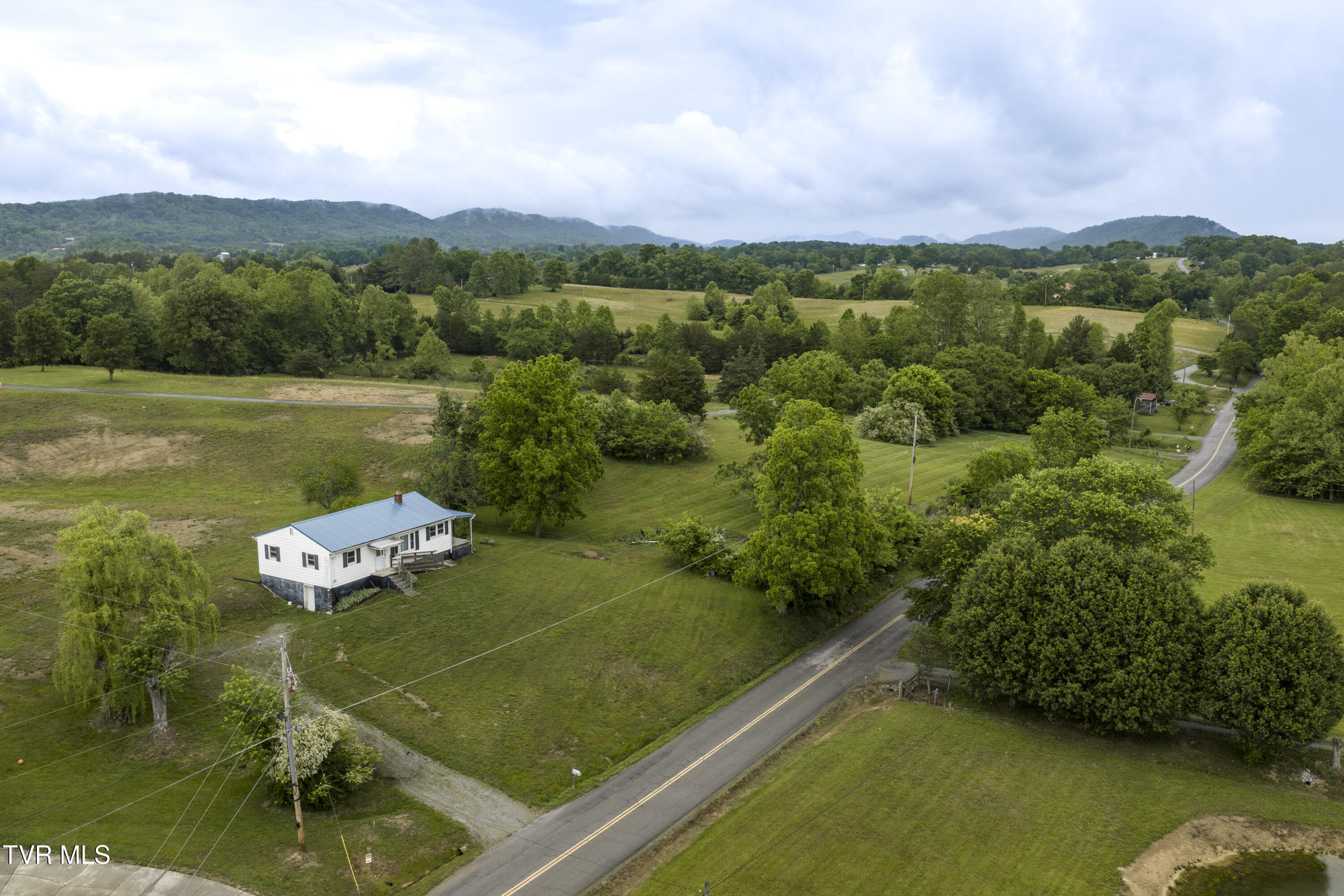1313 Oasis Road Bulls Gap, TN 37711 - Photo 39 of 46 Oasis-Aerials-7