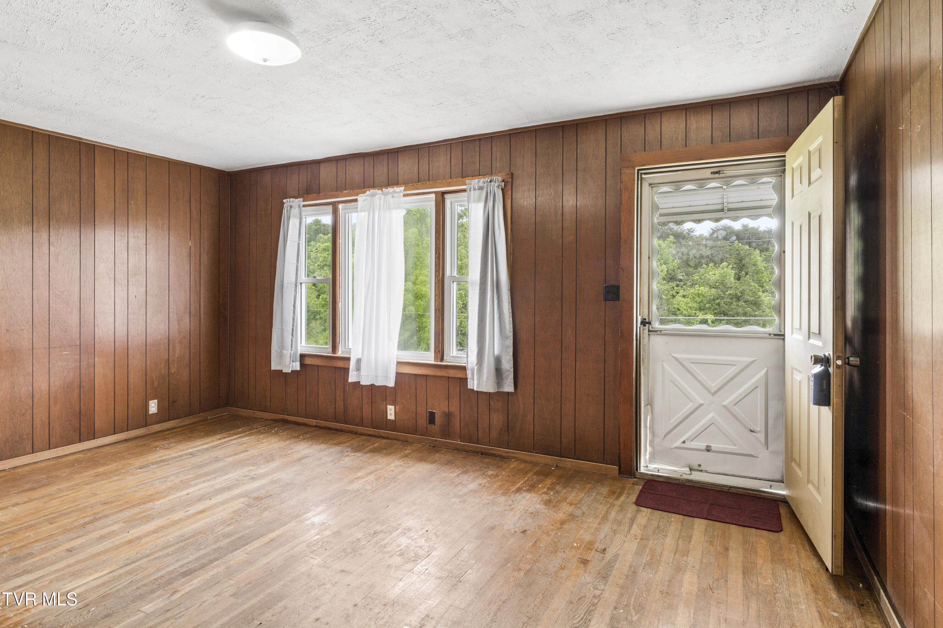 1313 Oasis Road Bulls Gap, TN 37711 - Photo 5 of 46 Oasis--2