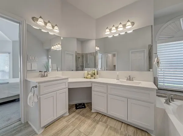 $2,900 | 426 Brook Meadow Drive, Midlothian, TX 76065