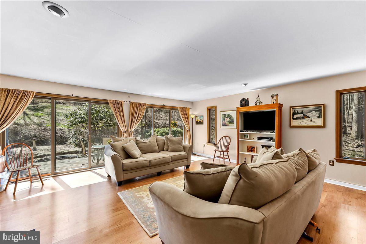1850 Brooks Road West Chester, PA 19382 - Photo 9 of 61