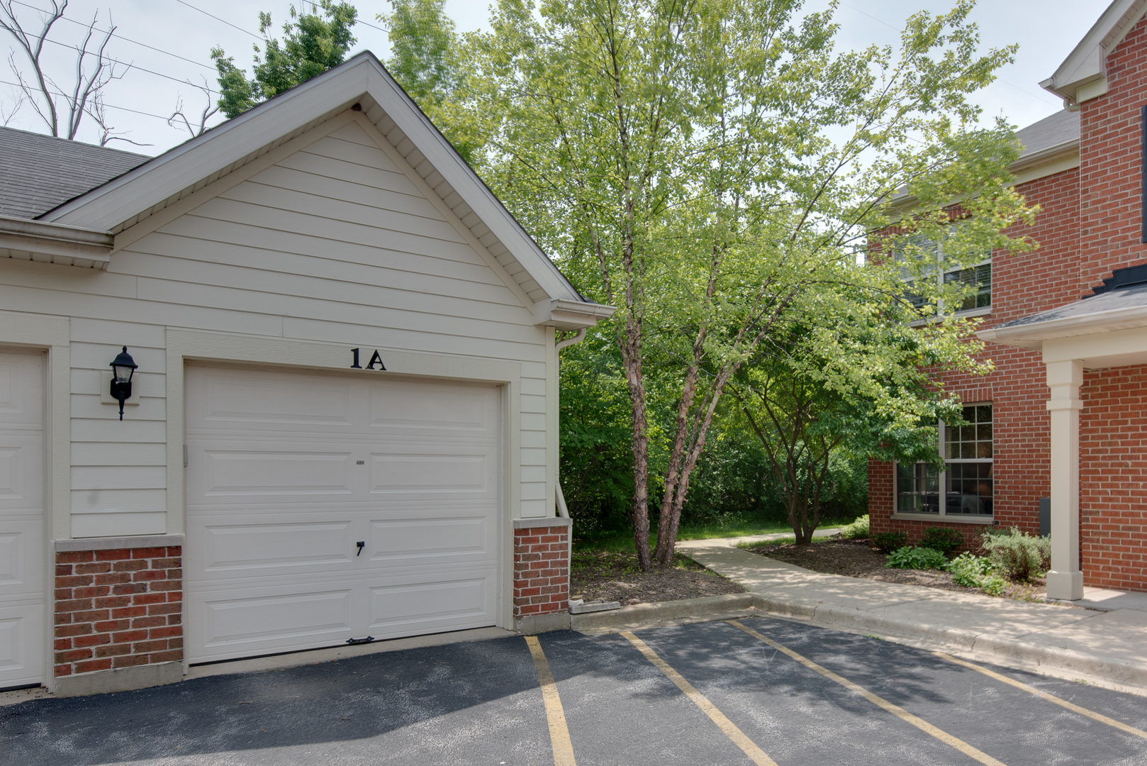 1038 Swift Road, Unit 1A Glen Ellyn, IL 60137 - Photo 3 of 19