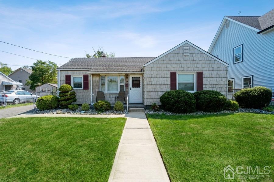 74 Chestnut Street Edison, NJ 08817 - Photo 1 of 45 Gallery Image 1