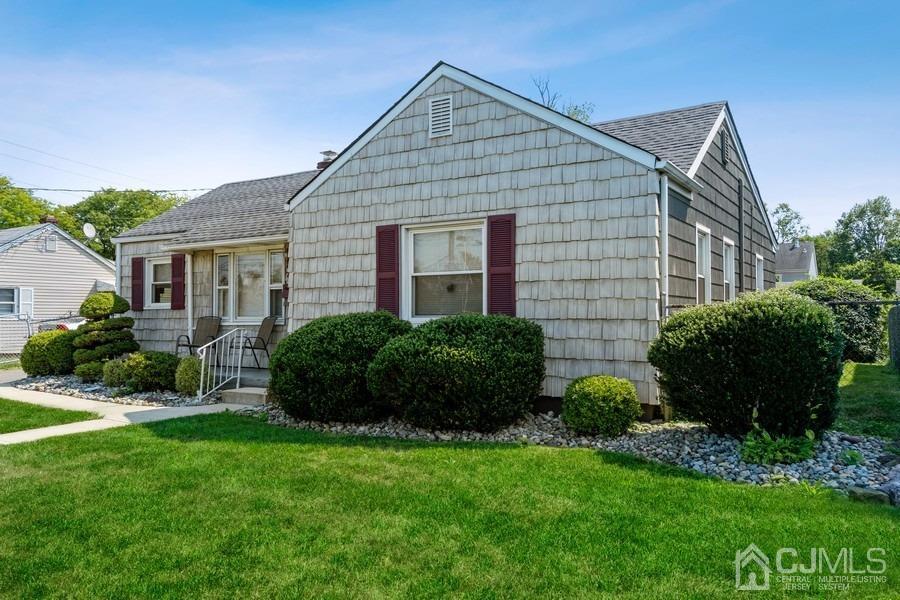 74 Chestnut Street Edison, NJ 08817 - Photo 2 of 45 Gallery Image 2