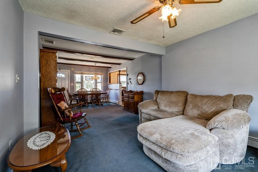 74 Chestnut Street Edison, NJ 08817 - Photo 3 of 45 Gallery Image 3