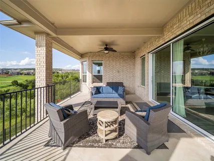 $715,000 | 7516 Pace Ravine Drive, Lago Vista, TX 78645