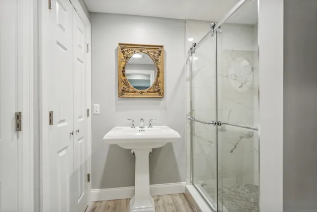 $2,600 | 67 Pond Place, Greenwich, CT 06807