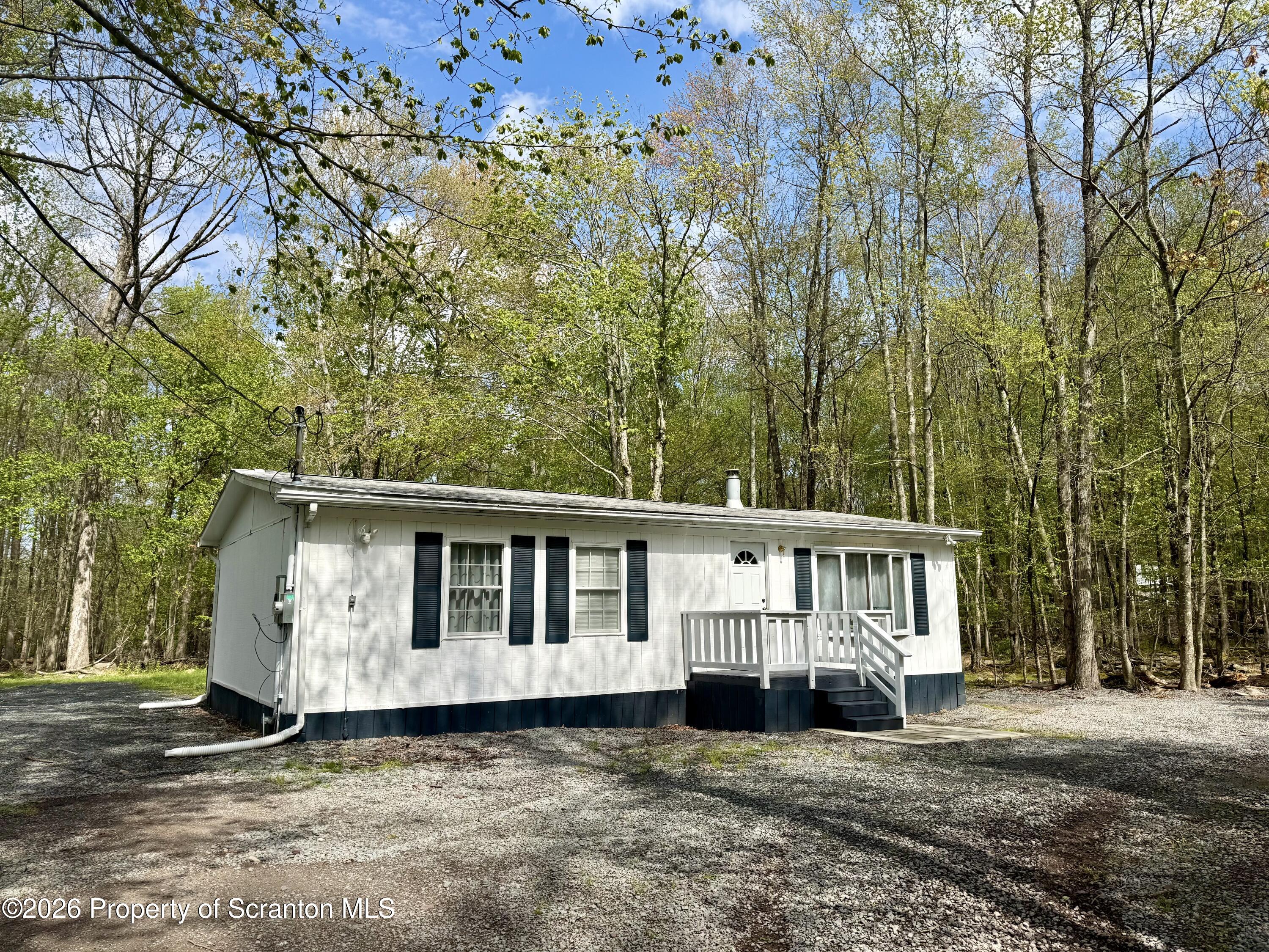 86 Windsor Lane Hawley, PA 18428 - Photo 23 of 23 IMG_2165
