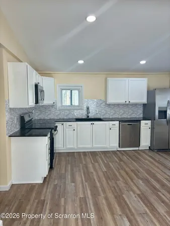 $209,900 | 86 Windsor Lane, Hawley, PA 18428