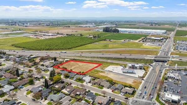 2450 Fulkerth Road Turlock, CA 95380 - Photo 11 of 16 Gallery Image 11